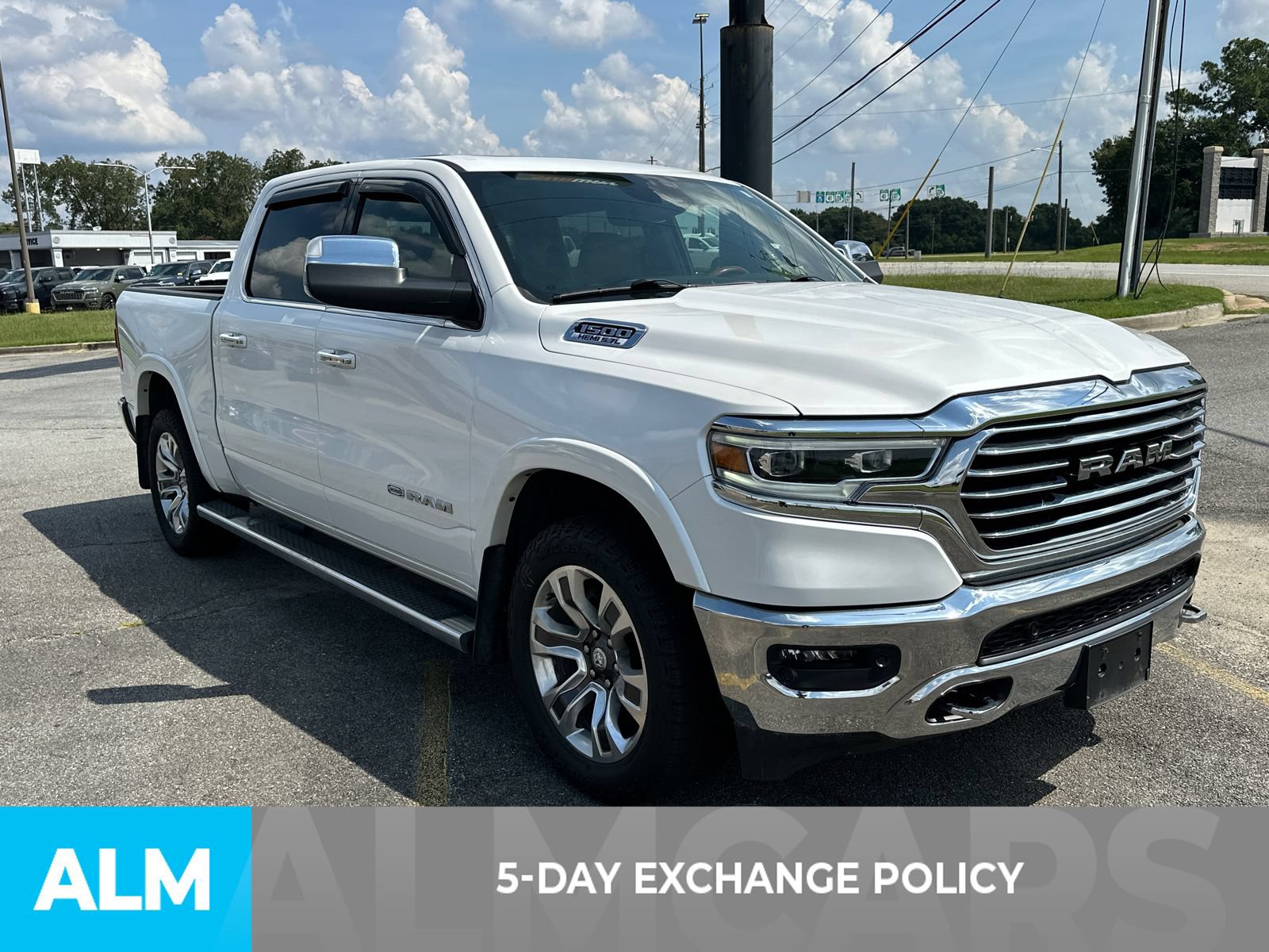 Used 2022 RAM 1500 Limited AWD/4WD image 3
