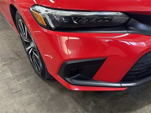 Used 2023 Honda Civic EX-L image 3