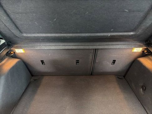 Used 2014 Ford Focus SE w/ Equipment Group 201A FWD image 24