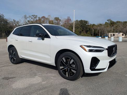 New 2026 Volvo XC60 T8 Core AWD/4WD image 8