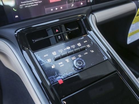 New 2026 Porsche Panamera 4 AWD/4WD image 23