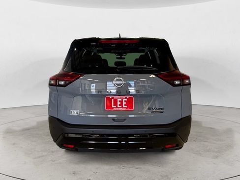 Certified 2023 Nissan Rogue SV w/ SV Premium B Package AWD/4WD image 4