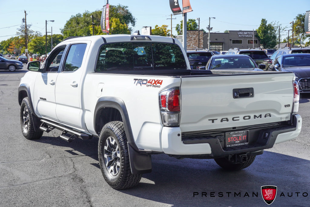 Used 2021 Toyota Tacoma TRD Off-Road w/ TRD Premium Off Road Package AWD/4WD image 21