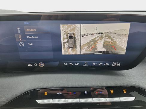 Used 2025 Buick Enclave Preferred image 20