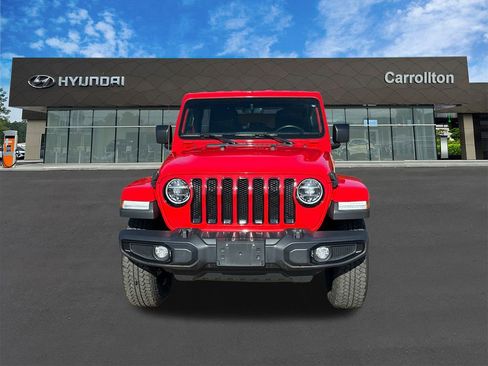 Used 2022 Jeep Wrangler Unlimited Sahara image 2