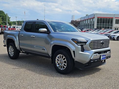 New 2026 Toyota Tacoma 4x4 Double Cab image 3