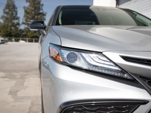 Used 2024 Toyota Camry XSE w/ Blackout Package (TMS) image 9