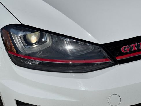 Used 2017 Volkswagen GTI Sport FWD image 11