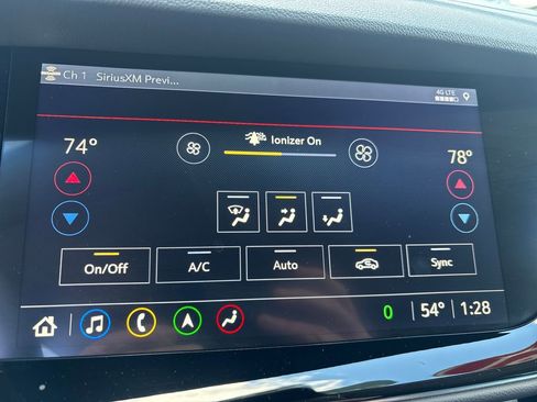 Certified 2021 Buick Envision Avenir image 37