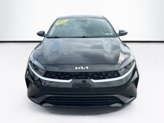 Used 2023 Kia Forte LXS FWD video 2