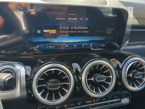 Certified 2024 Mercedes-Benz GLB 35 AMG 4MATIC image 6