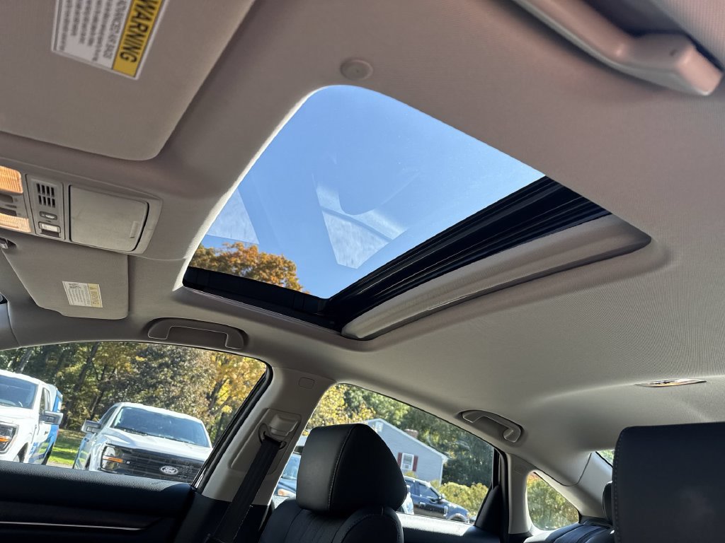 Used 2018 Honda Accord Touring image 22