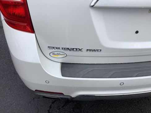 Used 2017 Chevrolet Equinox Premier w/ Enhanced Convenience Package image 11