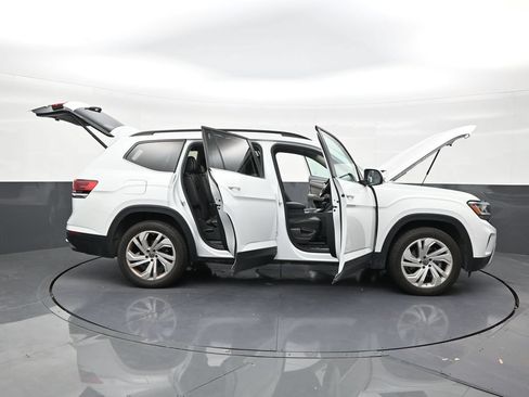 Used 2023 Volkswagen Atlas SE FWD image 29