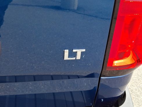 Used 2019 Chevrolet Colorado LT AWD/4WD image 31