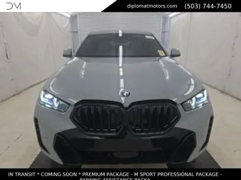Used 2025 BMW X6 xDrive40i w/ Premium Package image 2