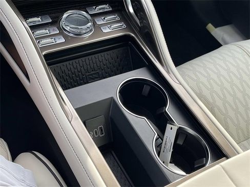 New 2026 Lincoln Nautilus Black Label w/ Jet Appearance Package image 29