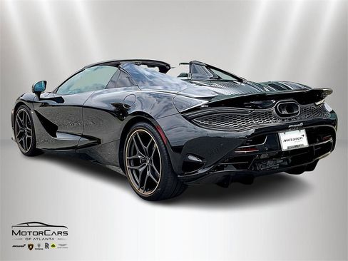 Used 2024 McLaren 750S Spider image 11