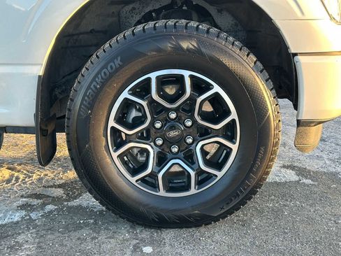 Used 2022 Ford F150 Lariat w/ Max Trailer Tow Package image 9