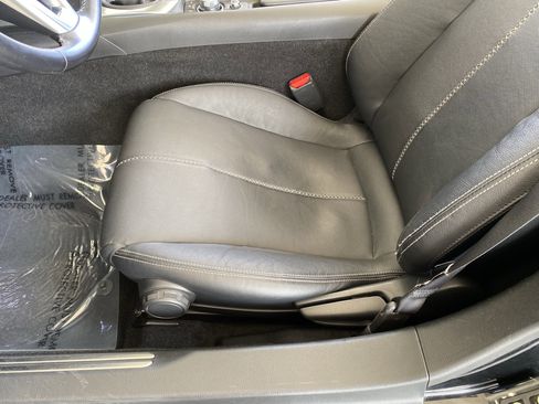 Used 2020 MAZDA MX-5 Miata RF Grand Touring RWD image 30