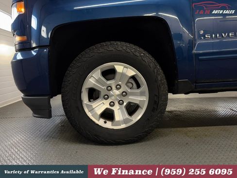 Used 2017 Chevrolet Silverado 1500 LT AWD/4WD image 13