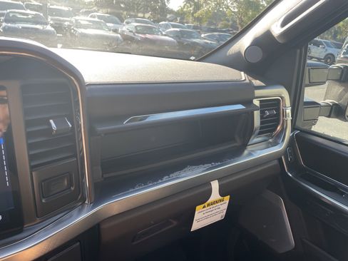 New 2025 Ford F250 King Ranch w/ Chrome Package image 30