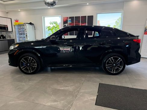 Used 2025 BMW X2 xDrive28i AWD/4WD image 4