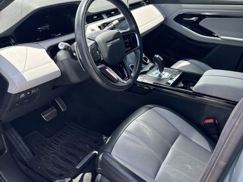Used 2022 Land Rover Range Rover Evoque R-Dynamic SE AWD/4WD image 4