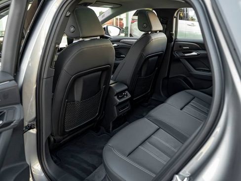 Used 2025 Audi A6 e-tron Premium Plus w/ Premium Plus AWD/4WD image 27