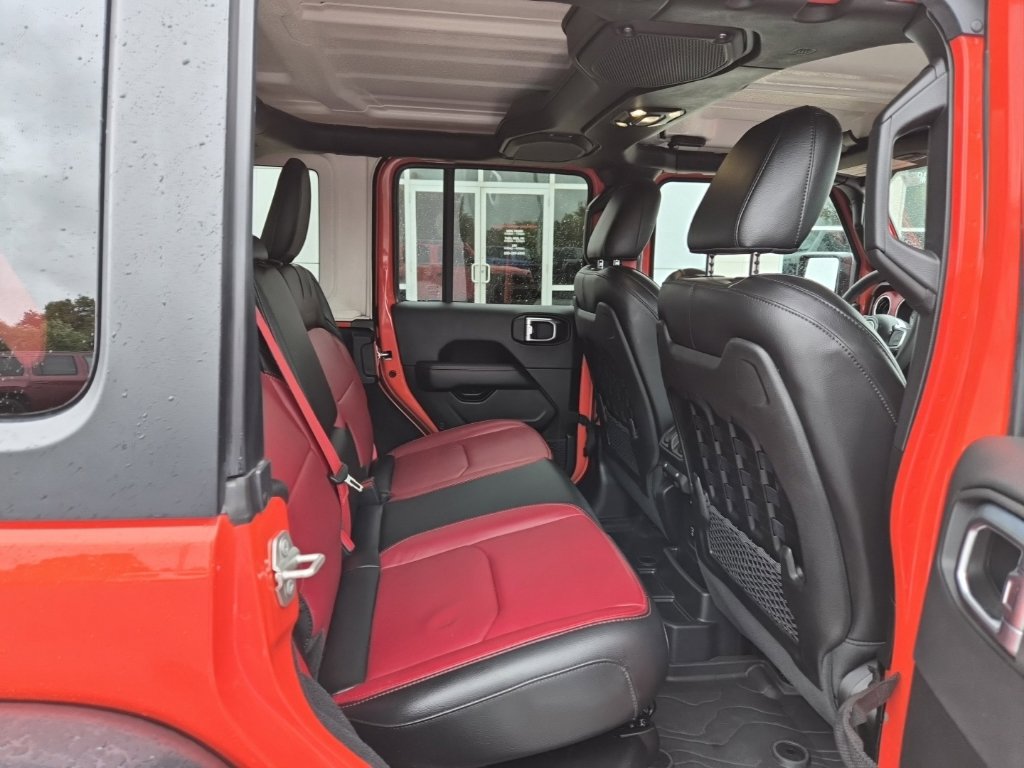 Used 2023 Jeep Wrangler Unlimited Rubicon 4xe AWD/4WD image 20