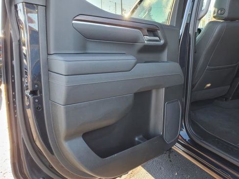 Used 2025 GMC Sierra 1500 SLT image 22