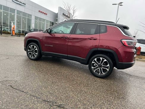 Certified 2022 Jeep Compass Limited image 28