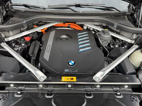 Used 2023 BMW X5 xDrive45e w/ Climate Comfort Package image 25