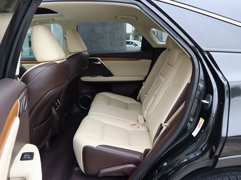 Used 2017 Lexus RX 350 FWD w/ Premium Package image 36