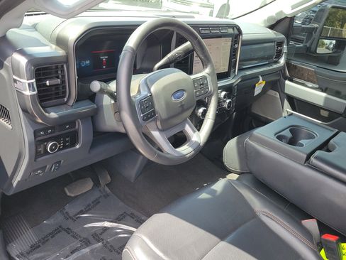 Used 2024 Ford F350 Lariat AWD/4WD image 20