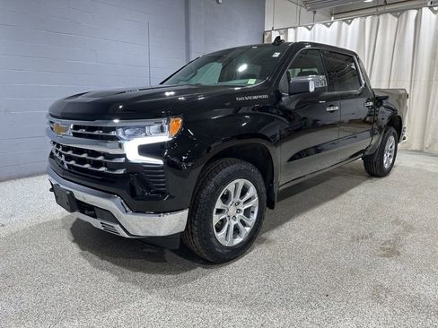 Used 2024 Chevrolet Silverado 1500 LTZ w/ LTZ Convenience Package II AWD/4WD image 4