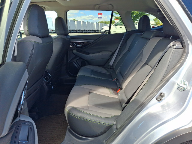 Used 2024 Subaru Outback Onyx Edition AWD/4WD image 10