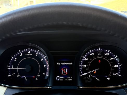 Used 2018 Toyota Avalon XLE image 27