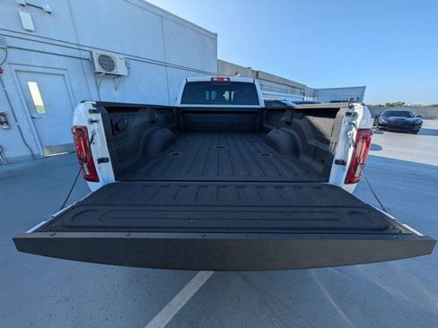 Used 2026 RAM 3500 Laramie AWD/4WD image 11