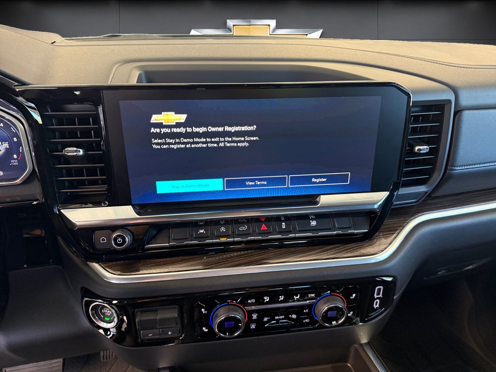 New 2026 Chevrolet Silverado 1500 RST w/ Convenience Package II AWD/4WD image 27
