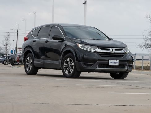 Used 2017 Honda CR-V LX image 2