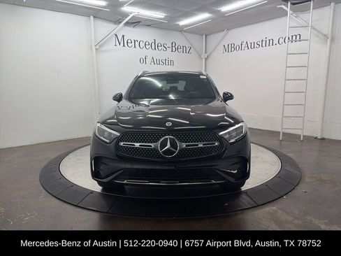 Used 2026 Mercedes-Benz GLC 300 4MATIC image 2