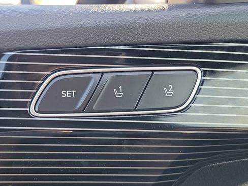 Used 2024 Hyundai Palisade Calligraphy FWD image 18