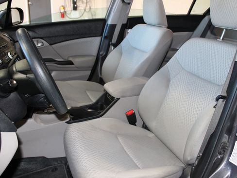 Used 2014 Honda Civic LX image 25