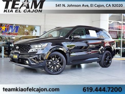 Certified 2021 Kia Sorento SX FWD image 2