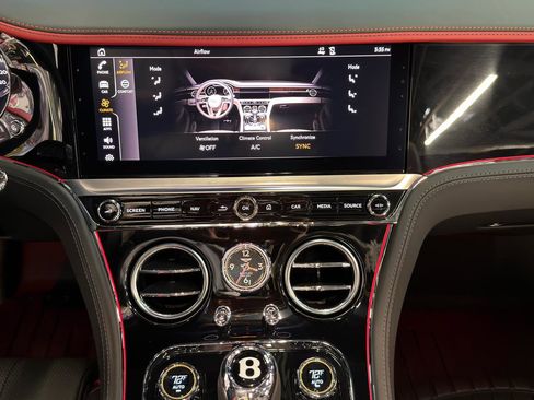 Used 2022 Bentley Continental GT Speed image 18