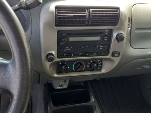 Used 2006 Ford Ranger XLT image 10