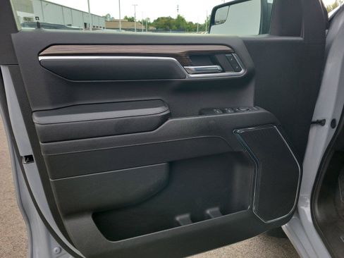 Used 2024 Chevrolet Silverado 1500 LT AWD/4WD image 20