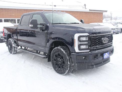 Certified 2025 Ford F350 Lariat w/ Lariat Ultimate Package image 9