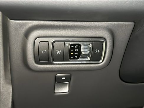 New 2026 Lincoln Nautilus Premier image 23